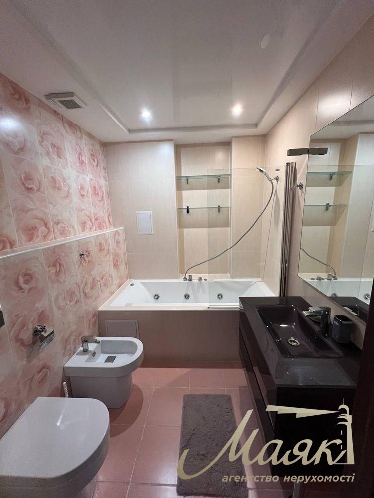 Оренда 4-кімнатної квартири, стм. Печерська, Печерськ, Київ