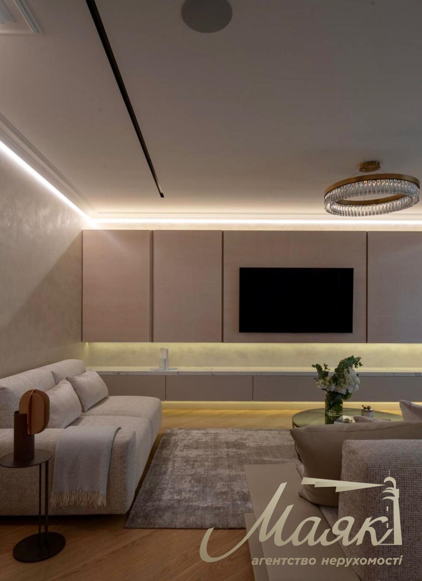 Продаж квартири в ЖК Да Вінчі, вул. Олеся Гончара 35, історичний центр Києва