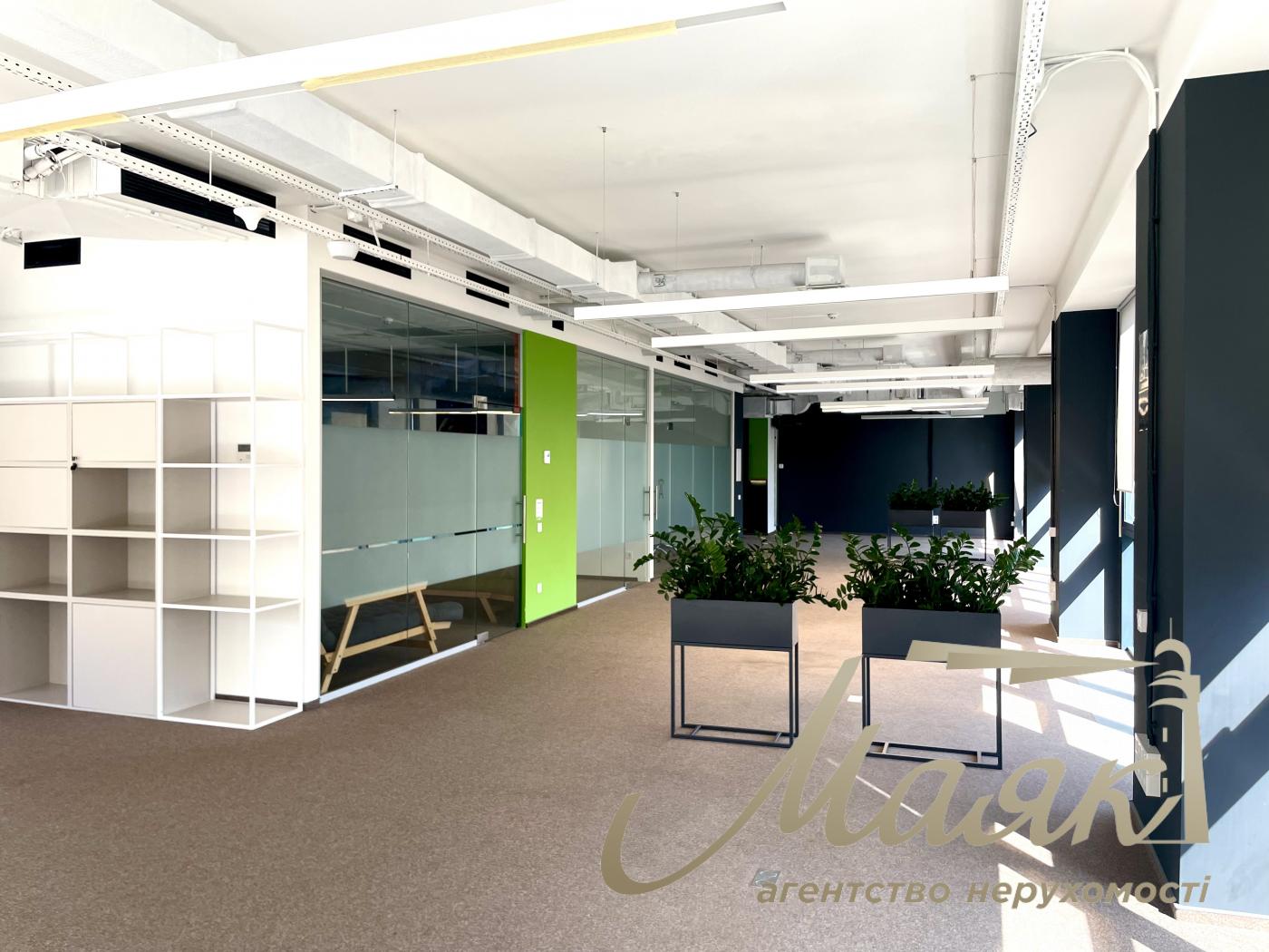 Оренда офісу 680м2 вул. Кирилівська Поділ м. Контрактова Площа м. Контрактова Площа