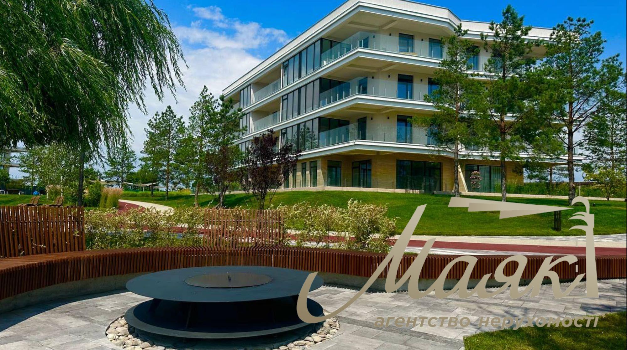 Продаж квартири з терасою в ЖК "Park Lake City" з озером, Підгірці, Київська обл.