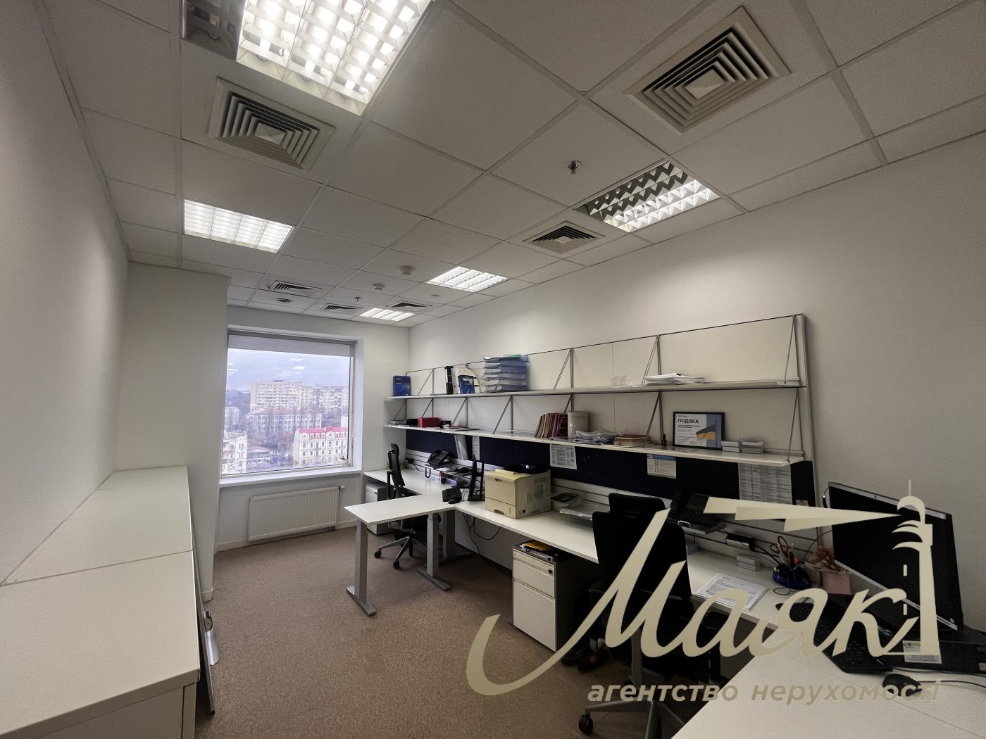 Оренда офісу 416м2 в БЦ Єврразія по вул.Жилянська 78, Олімпійська