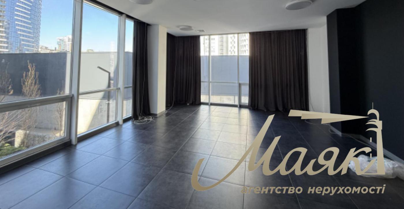Аренда офиса 59м2 в БЦ Тринитти, Печерск