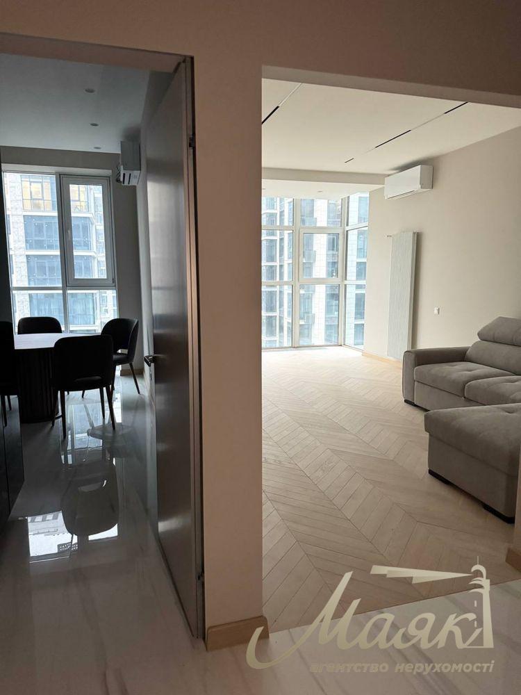 Продажа 2-комнатной квартиры ЖК Новопечерские липки, ул. А.Верхогляда/Драгомирова,15Б, Печерский район, Киев