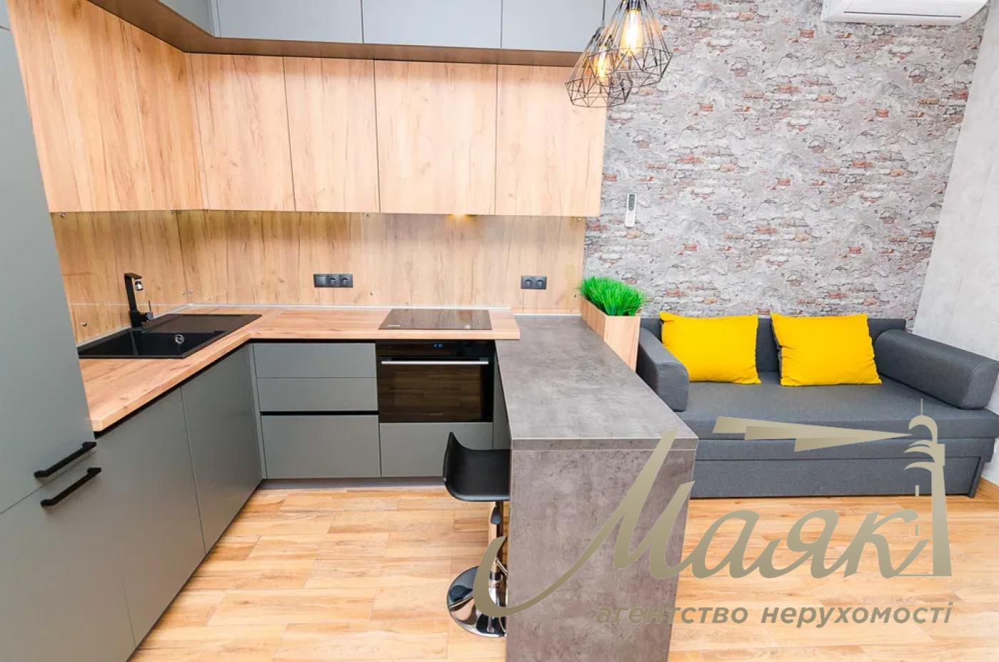Продажа 1-комнатной квартиры 50м2, в ЖК "Французский квартал" Печерский район