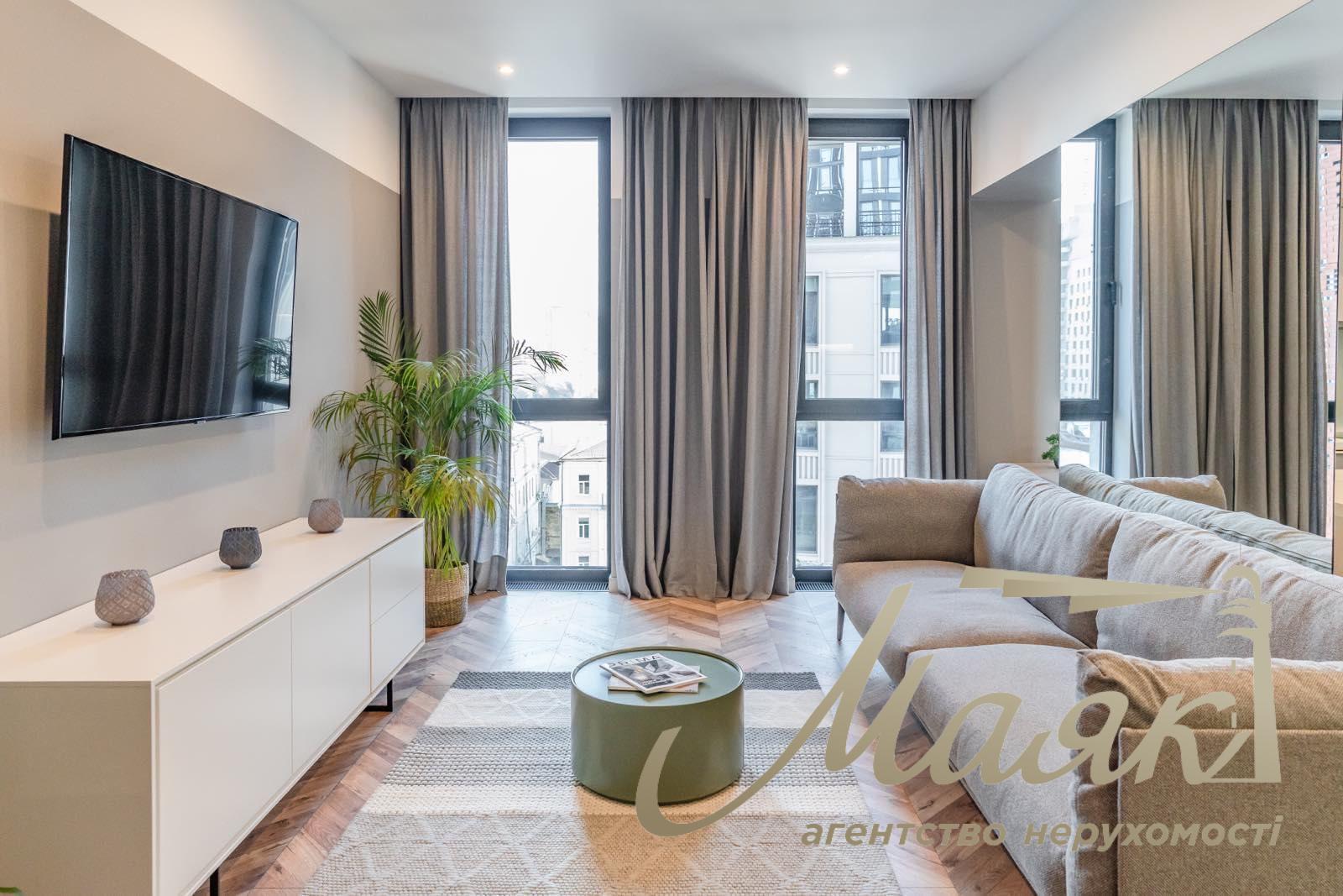 Rent 3-room apartment 105m2 LCD Chicago Central House Chicago Central House Antonovicha str. 44 , Pechersk district