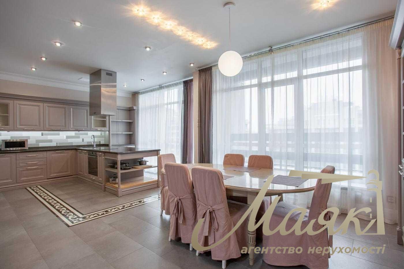 Оренда квартири в ЖК "Новопечерські Липки", 240 м², вул. Верхогляда, 4 кімнати