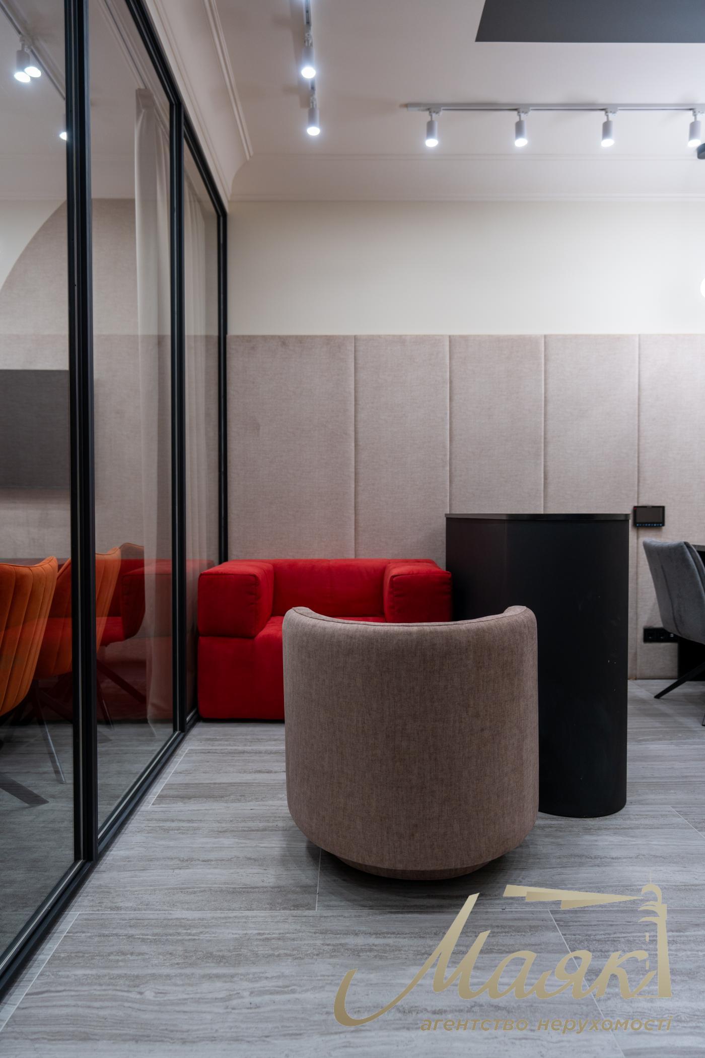 Оренда офісу в Центрі, вул. Антоновича