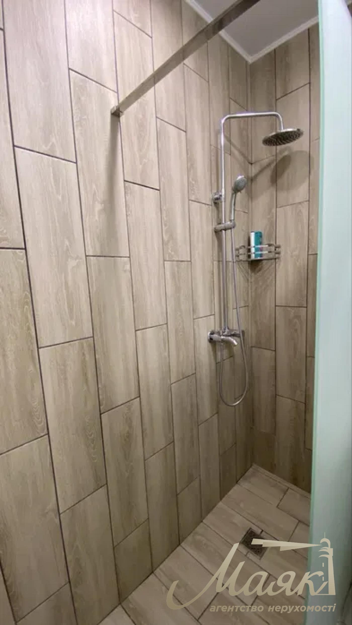 Rent 2 k apartment 50 m², John McCain St., Pechersk