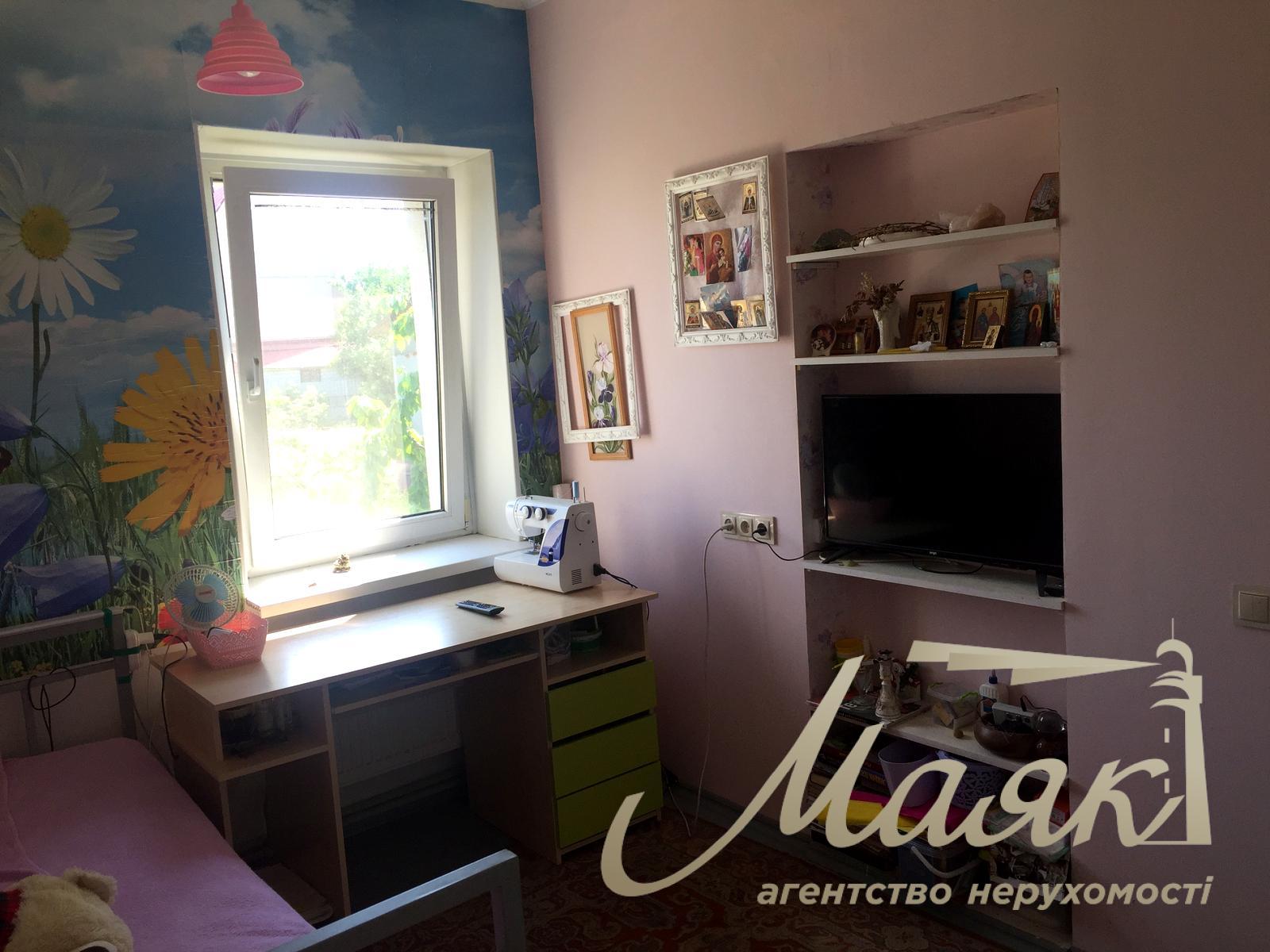 Продаж будинку 101.5м2 та гостьового будинку | Голосіївський район в с. Віта-Литовська (Чапаєвка) вул. Риболовецька