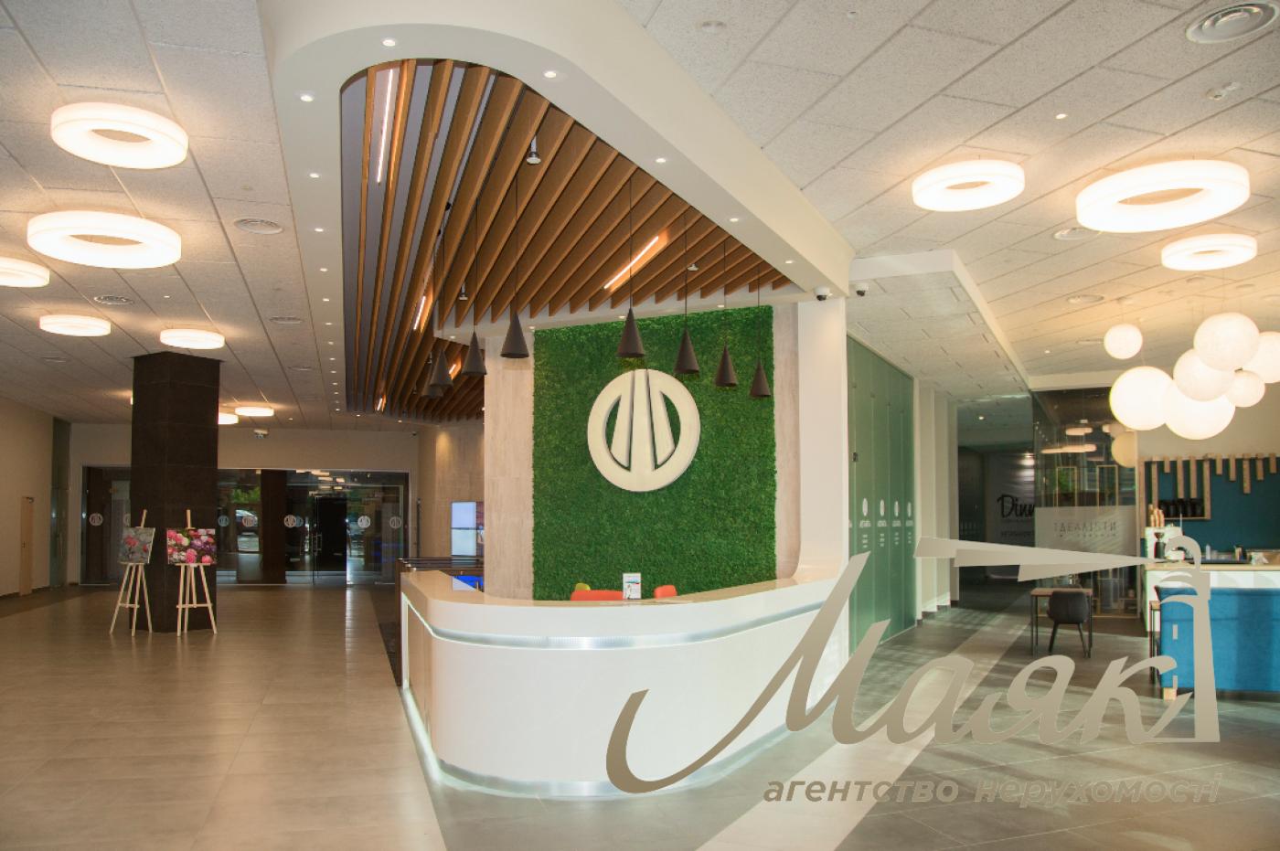 Rent Office 960 m2 in BC "Astarta", Naberezhno-Kreschatitskaya street, Podol.