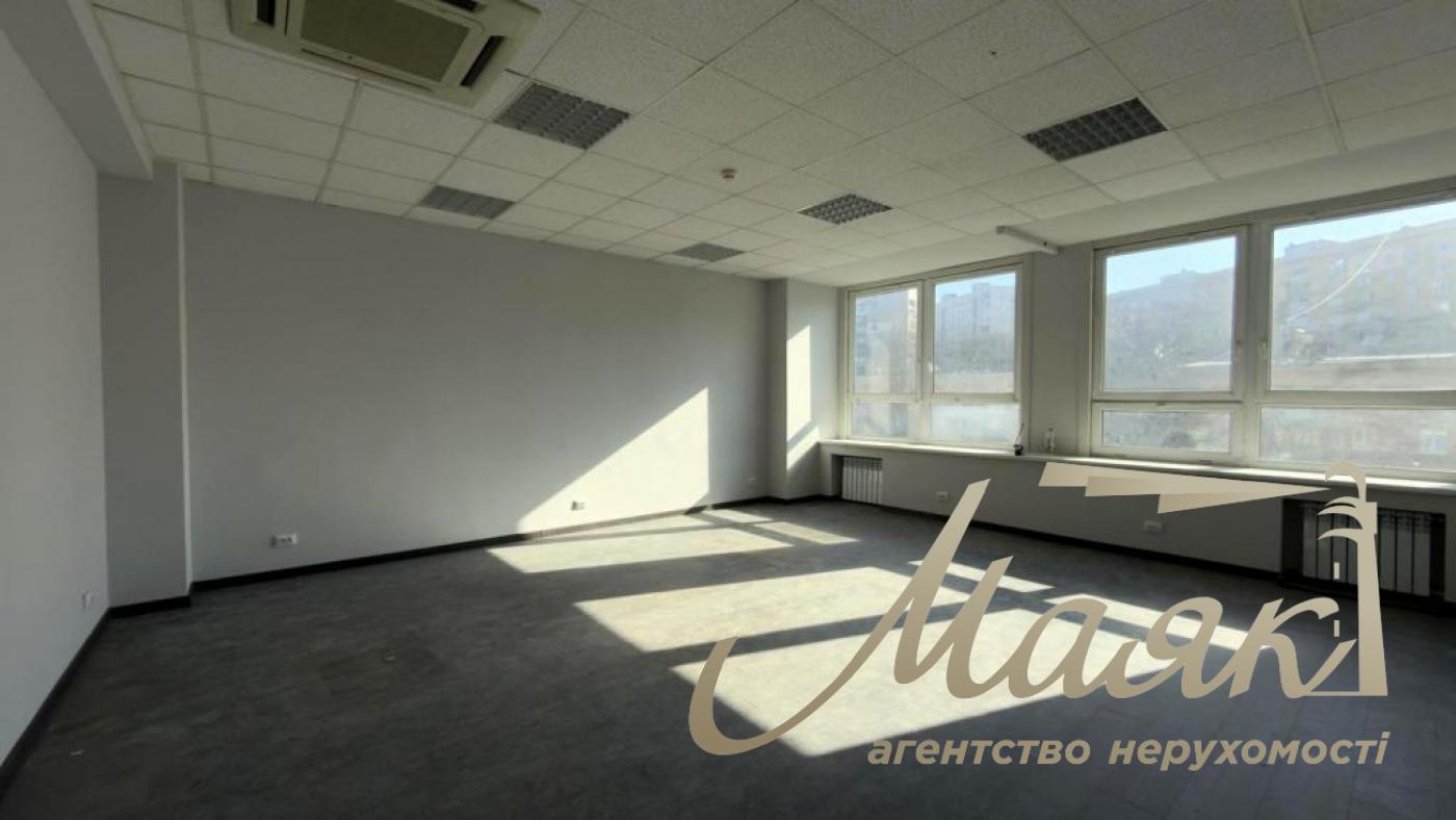 Оренда офісу площею 115 м² на вул. Мечникова, поблизу бізнес-центру «Парус», Печерський район