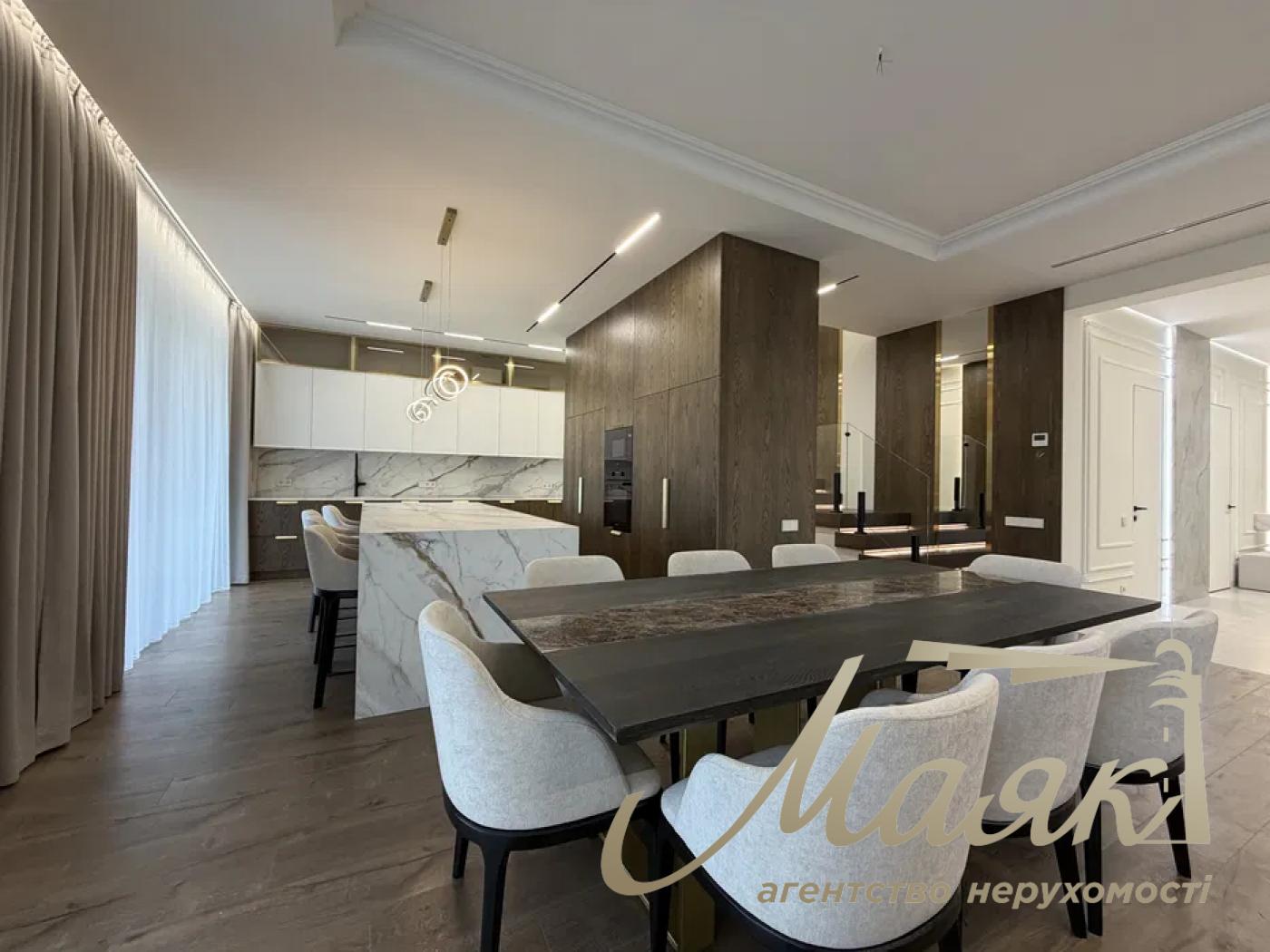 Продаж 2-поверхового будинку площею 326 м², Ходосівка, КГ «Нова Ходосівка»