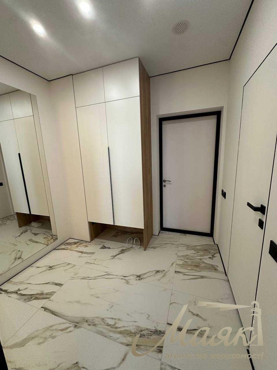 Продаж 2-кімнатної квартири, 46 м², ЖК «Світло Парк»