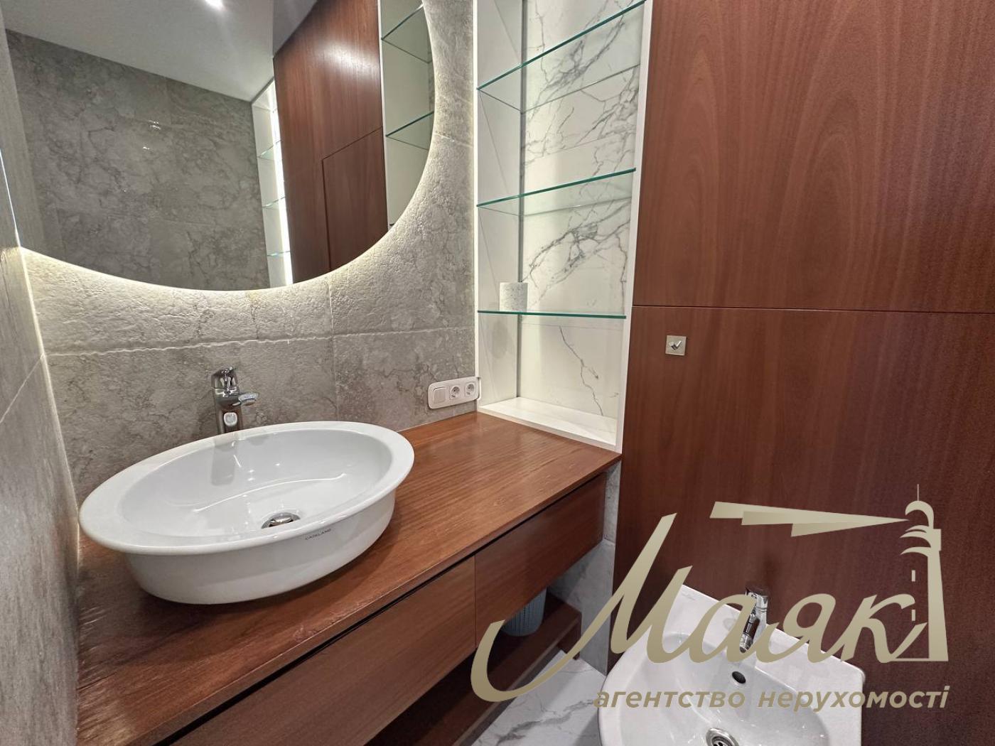 Аренда 3-х комнатной квартиры в ЖК Французский квартал 2, ул. Предславинская, Печерский район.