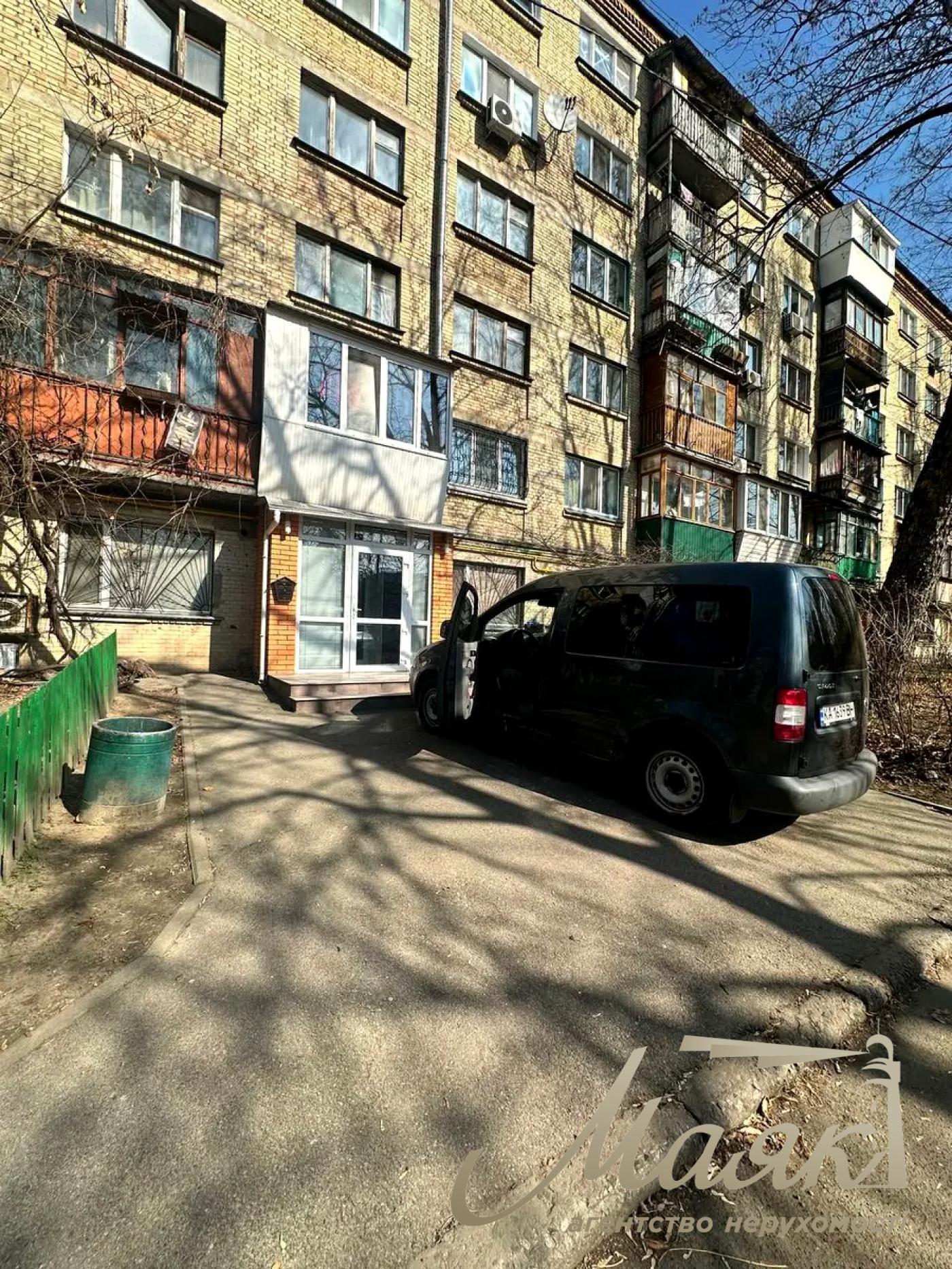 Office for rent 230m2 Aleksa Tikhogo str. 89-A, Shulyavskaya.