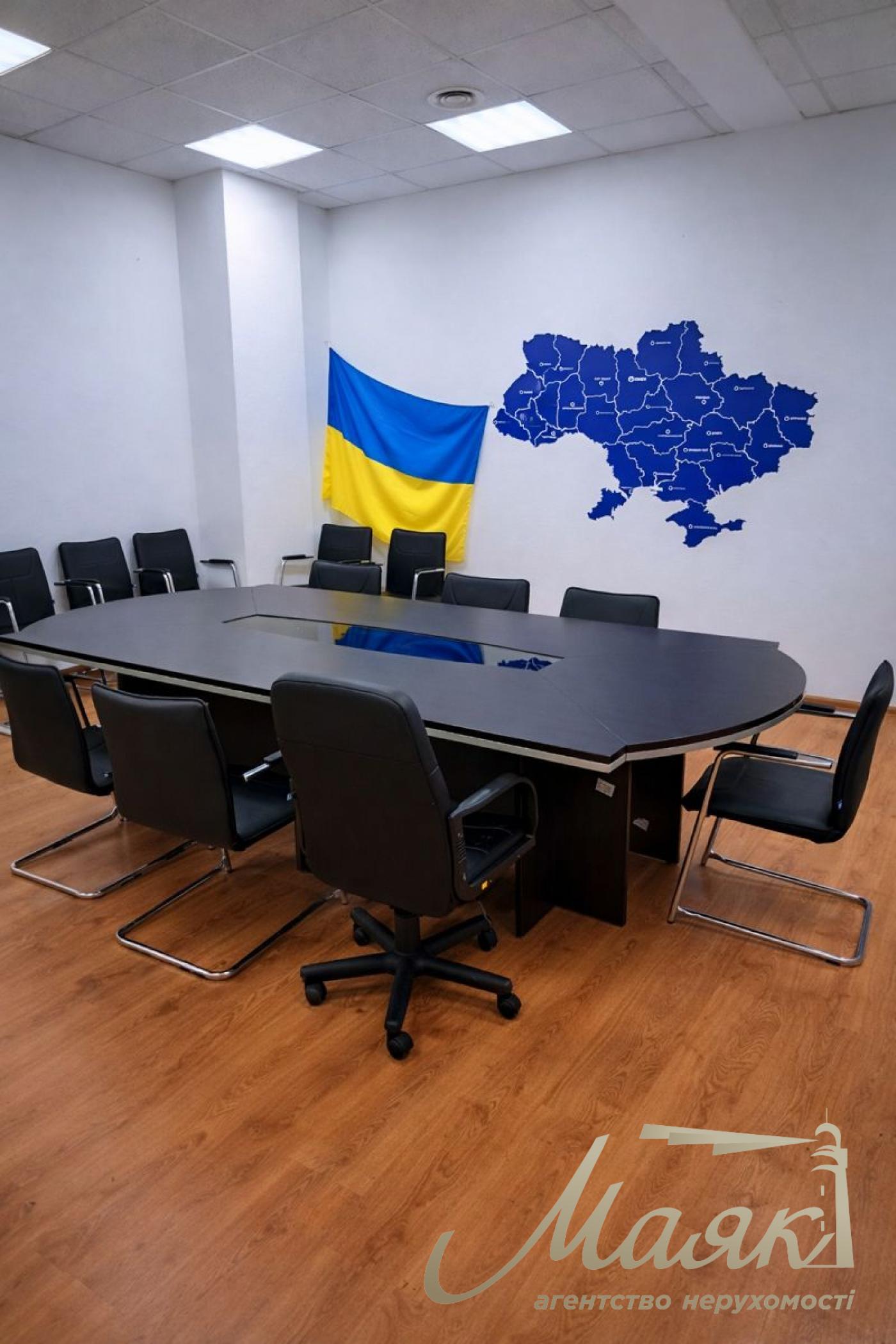 Оренда офісу 260м2 БЦ ILLINSKY вул. Іллінська 8, Поділ, Київ