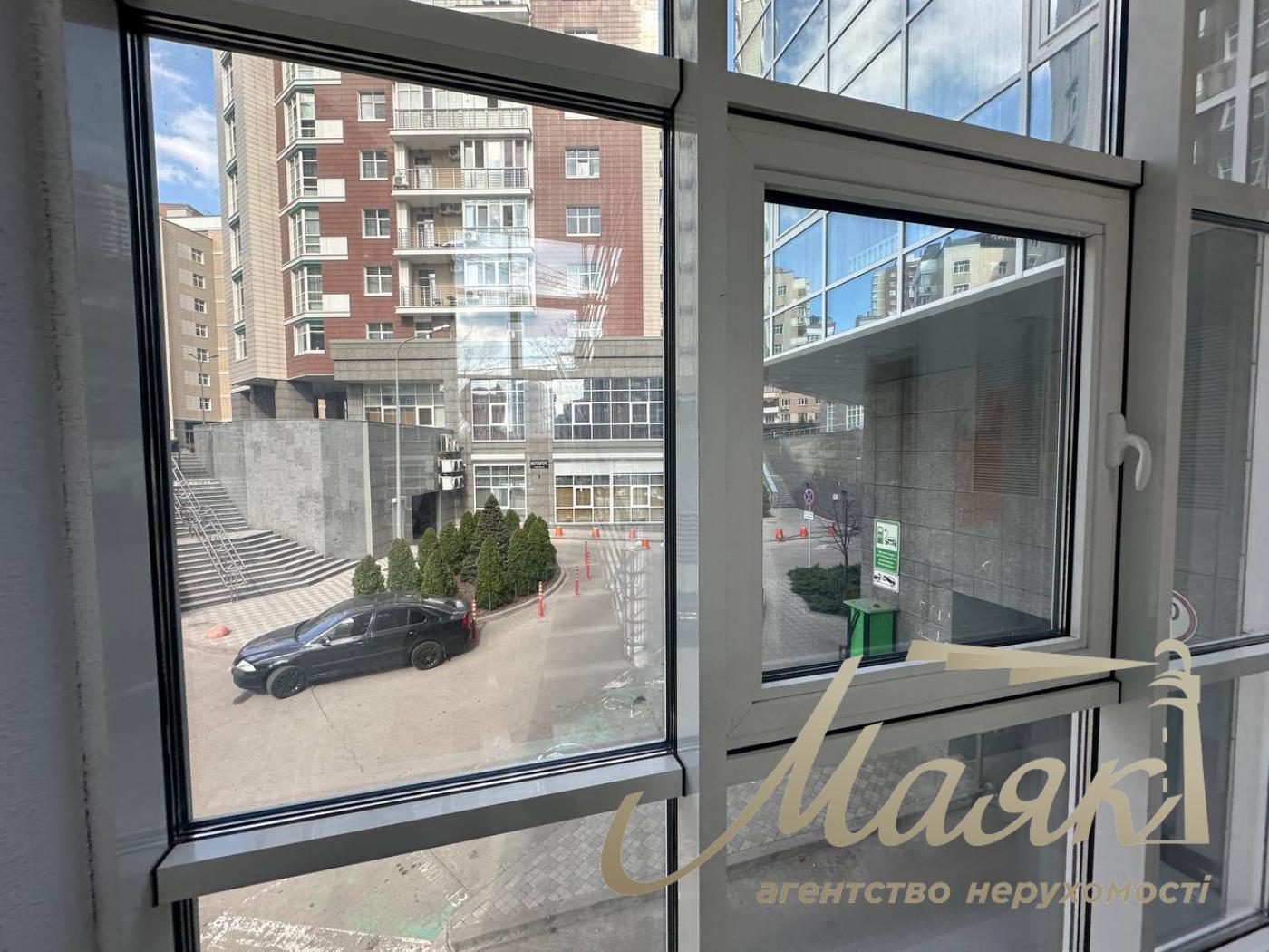 Аренда коммерческого помещения 410м2 в ЖК Французский квартал, Печерский район.