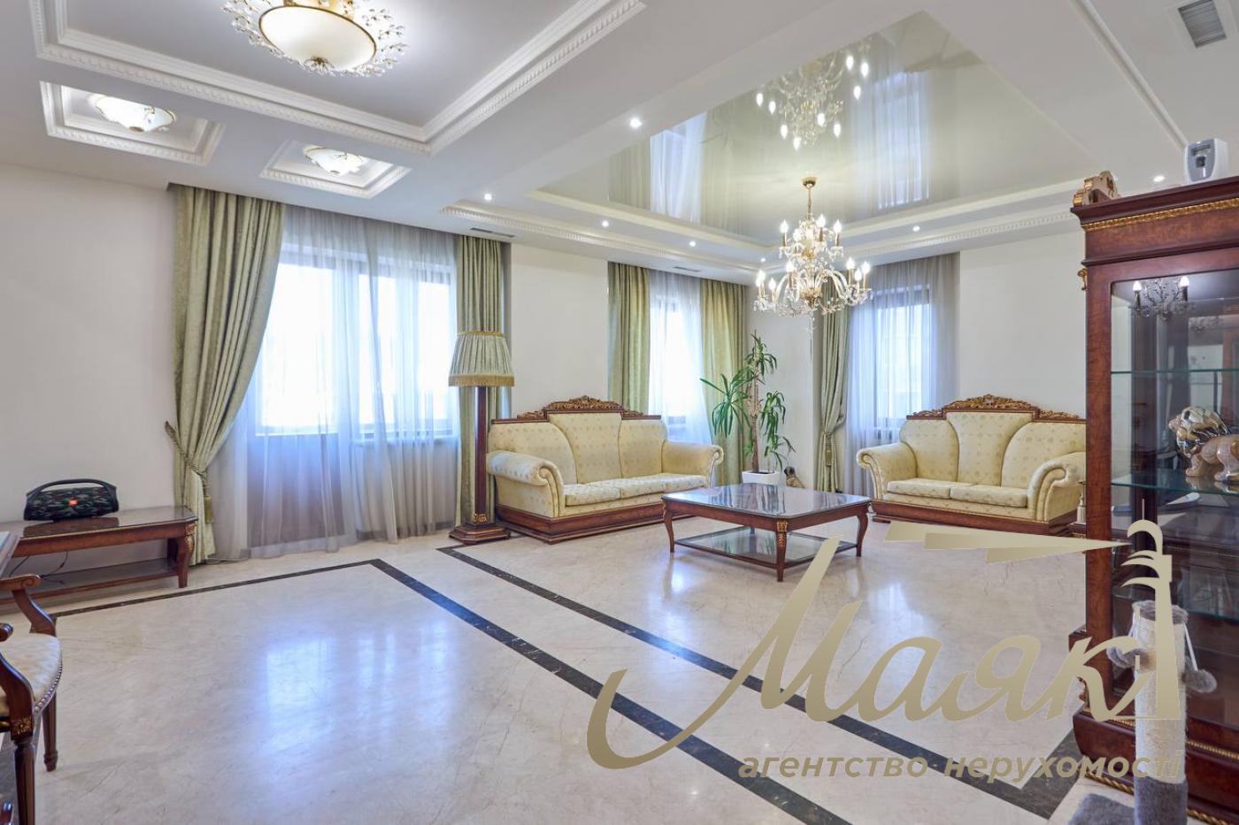 Оренда 4 кімнатної квартири, 163 м, Жилянська 30а, Голосіївський район