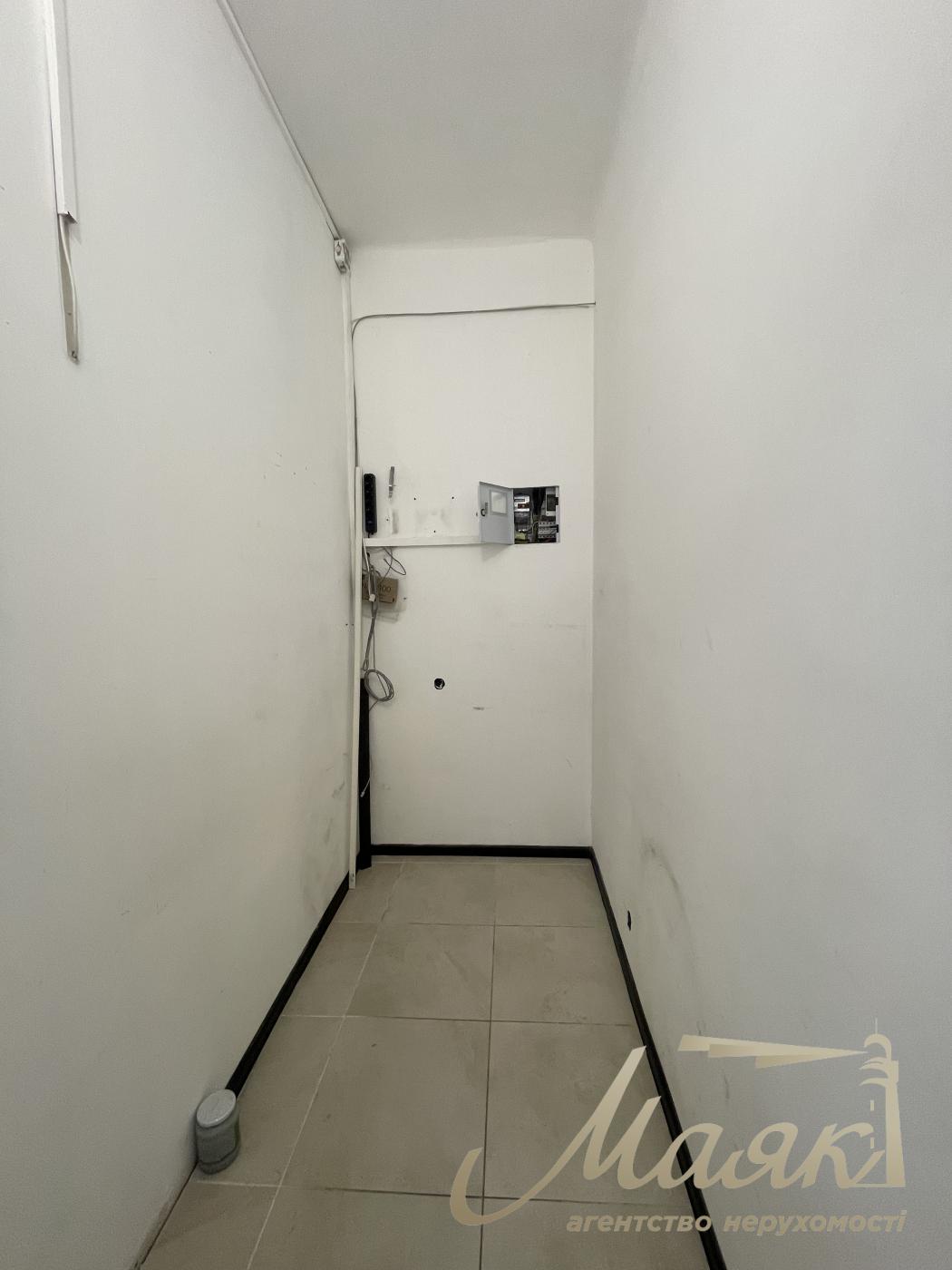 Аренда фасадного помещения 40,3 м.кв. Подол