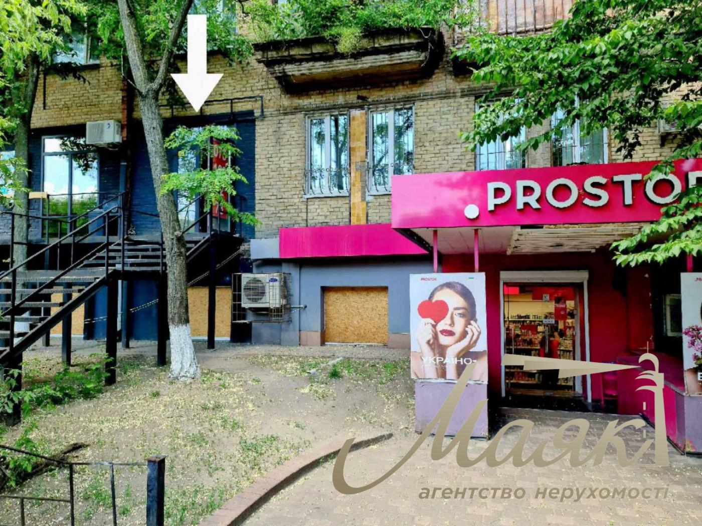Продаж фасадного приміщення 93 м.кв. Голосієво