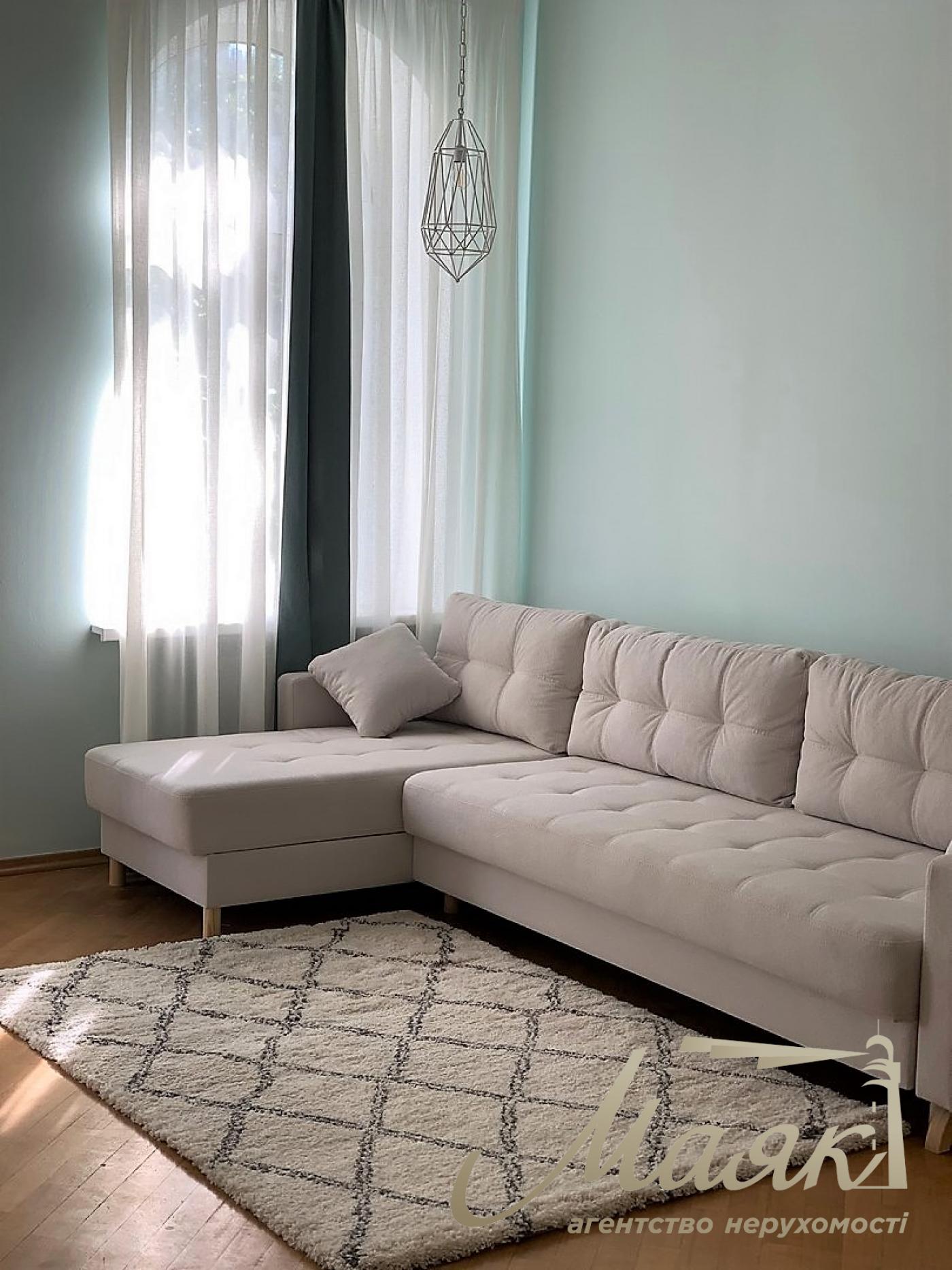 Оренда 2-х кімнатна квартири по вул.Лютеранська 13, Центр.