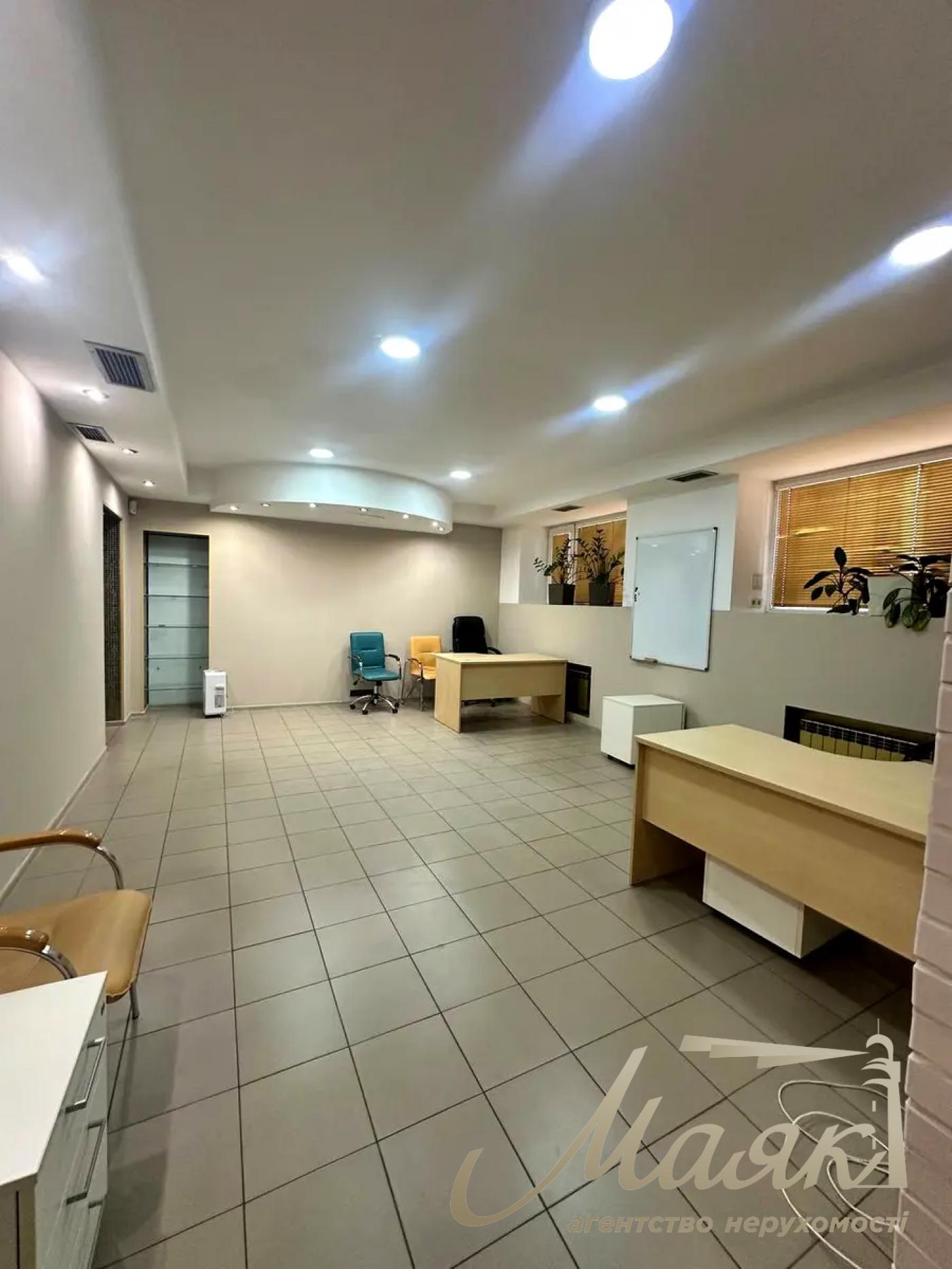 Office for rent 230m2 Aleksa Tikhogo str. 89-A, Shulyavskaya.