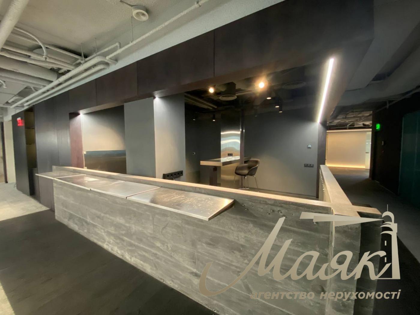 Аренда офиса 710 м², ул. Владимирская, Шевченковский р-н, Центр