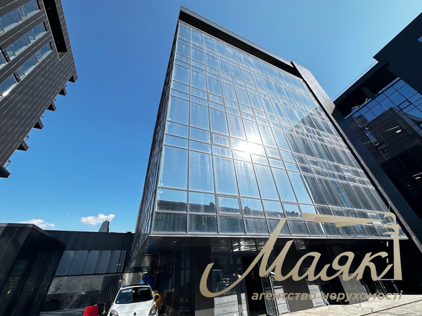 Продаж будівлі Трініті, 6 500м2, вул. Товарна, Пчерськ