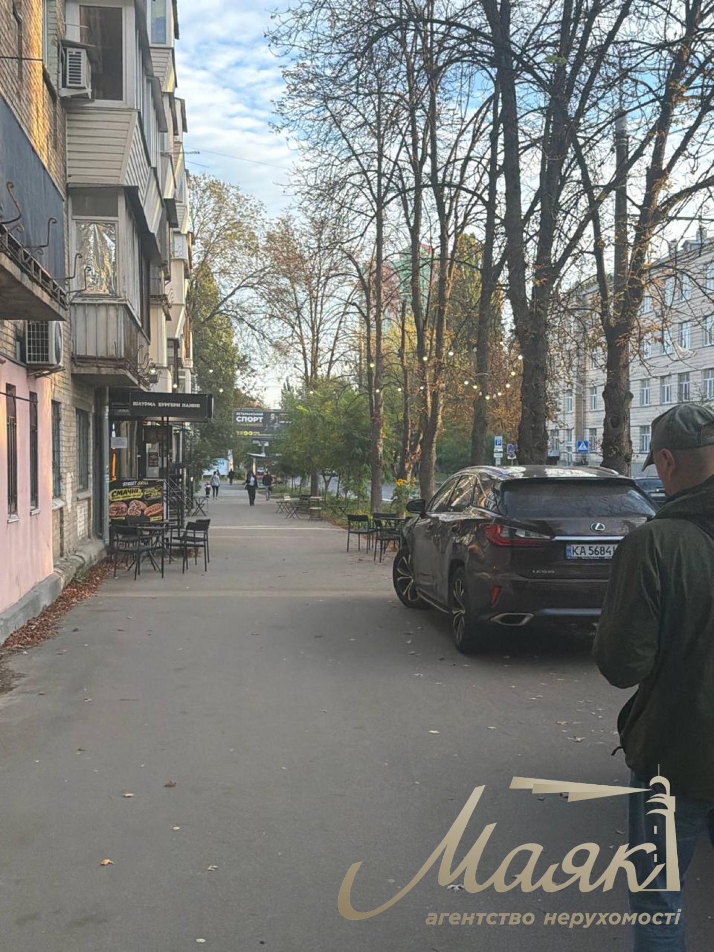 Продаж / Об’єкт сфери громадського харчування / вул. Гарматна, Караваєві дачі, Київ