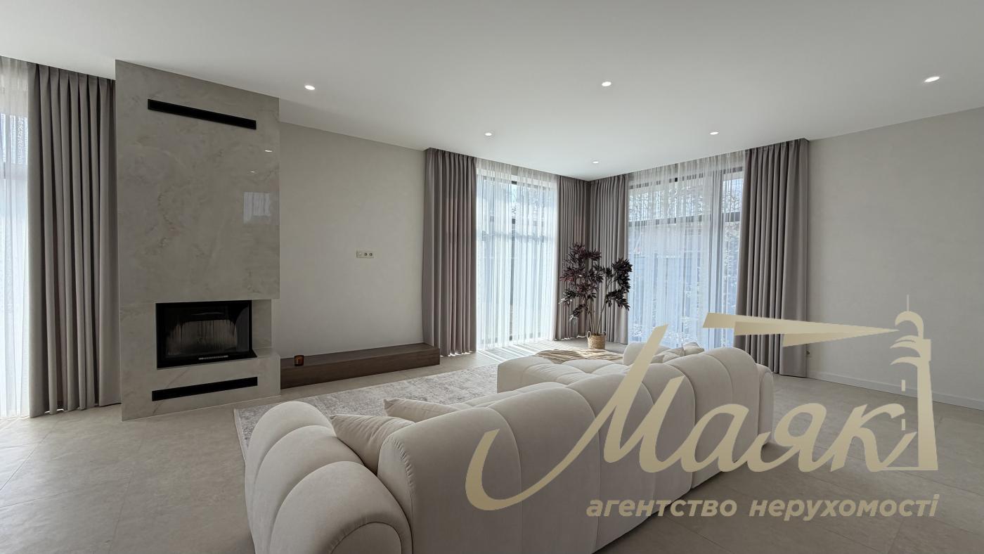 Продаж 2-х поверхового будинку 200м2, КМ Нова Ходосівка