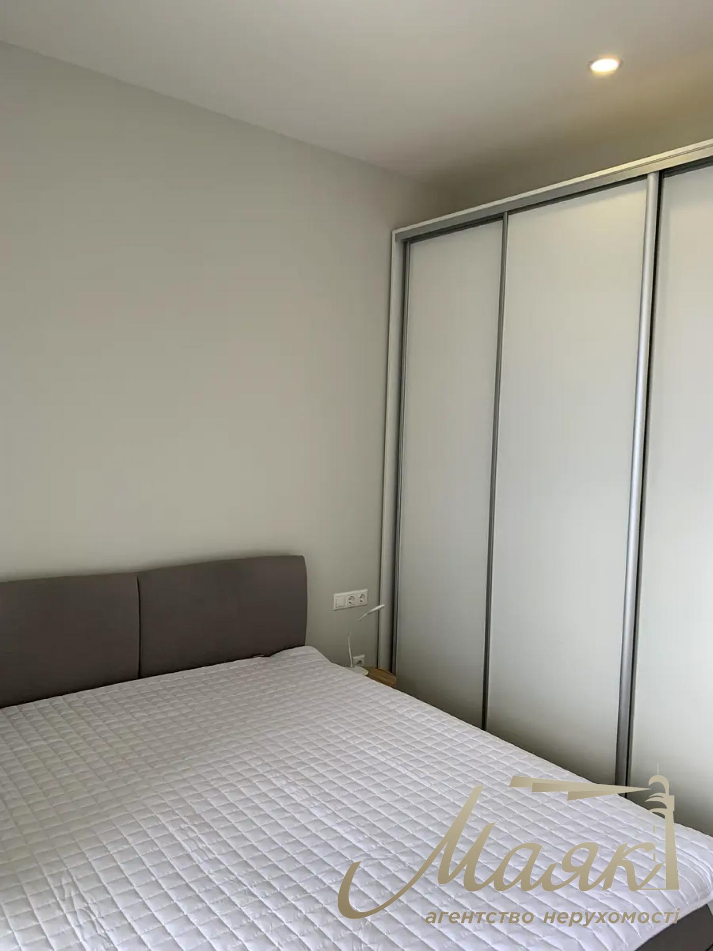 Оренда 1к квартири 45 м², вул. Івана Кудрі, ЖК Central Park, метро Либідська