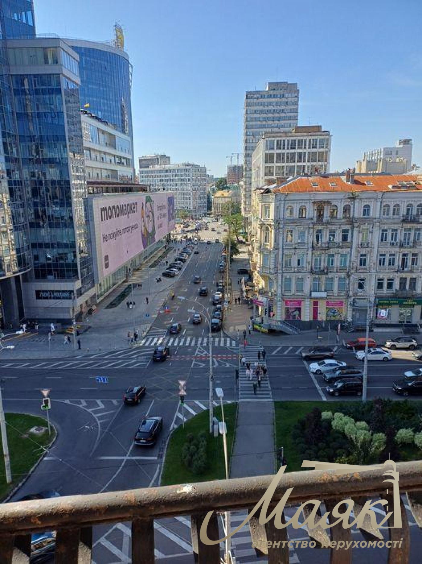 Продажа 3-к квартиры ул. Бассейная, Печерский р-н, Центр Киев