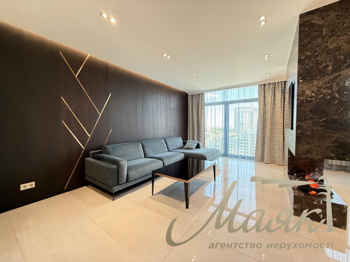 100-square-meter penthouse for rent in the Podvysotsky residential complex, Podvysotsky Street