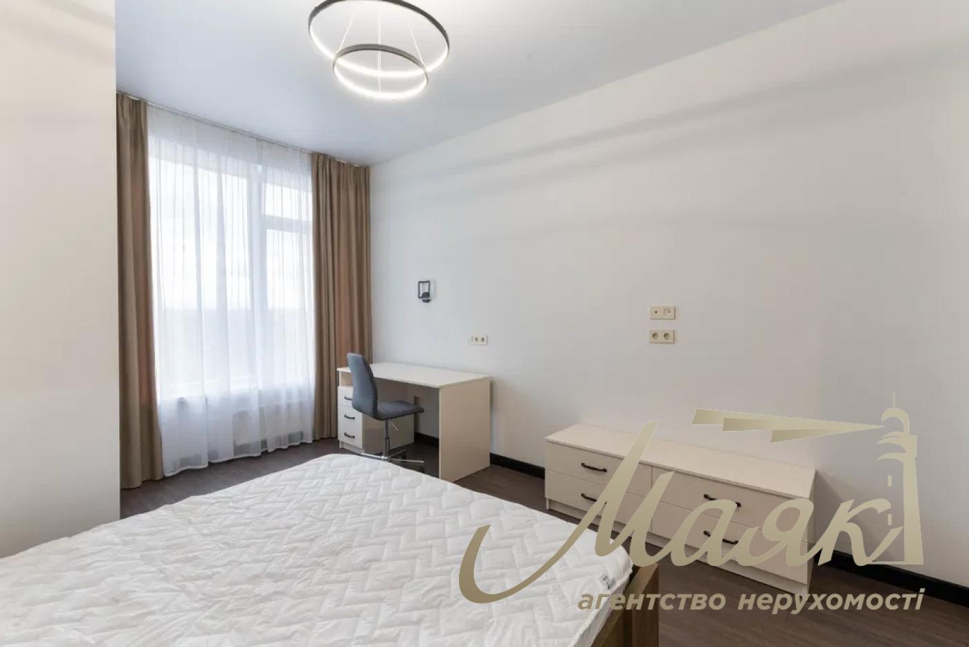 Rent 4-bedroom apartment in Residential Complex Busov Hill, Buslovskaya str. 12, Pechersk.