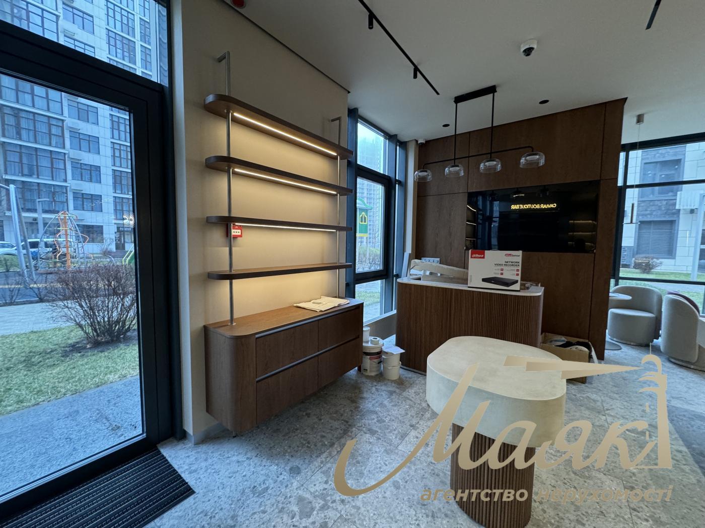 Оренда фасадного комерційного приміщення ЖК Новопечерські Липки