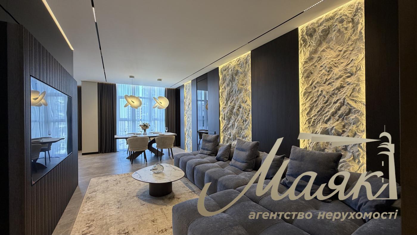 Продаж квартири 118м2 в ЖК Новопечерськие липки, ул.  Андрея Верхогляда 15Б. (Михайла Драгомирова) 