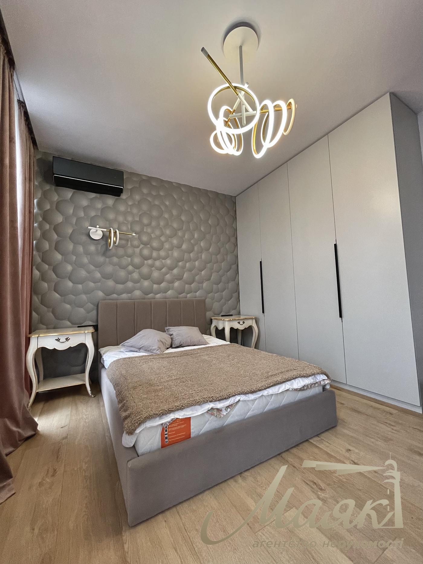Rent a 150-square-meter two-story house in the “GoldFish” residential complex, Lebedevka, Vyshgorod District
