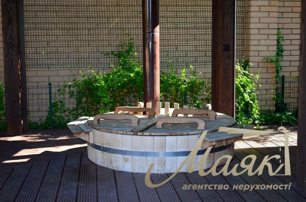 Продажа 2х-етажного дома 155 м² с гостевым домом Чапаевка (Вита-Литовская) Голосеевский район, Киев