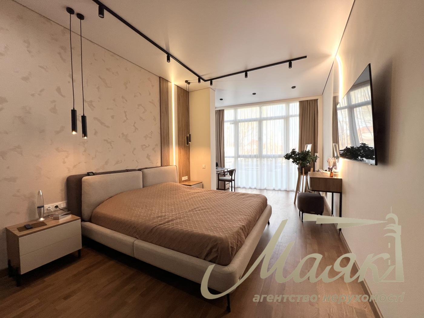 Продажа 3-комнатной квартиры с террасой в ЖК «Итальянский квартал» Оболонский район