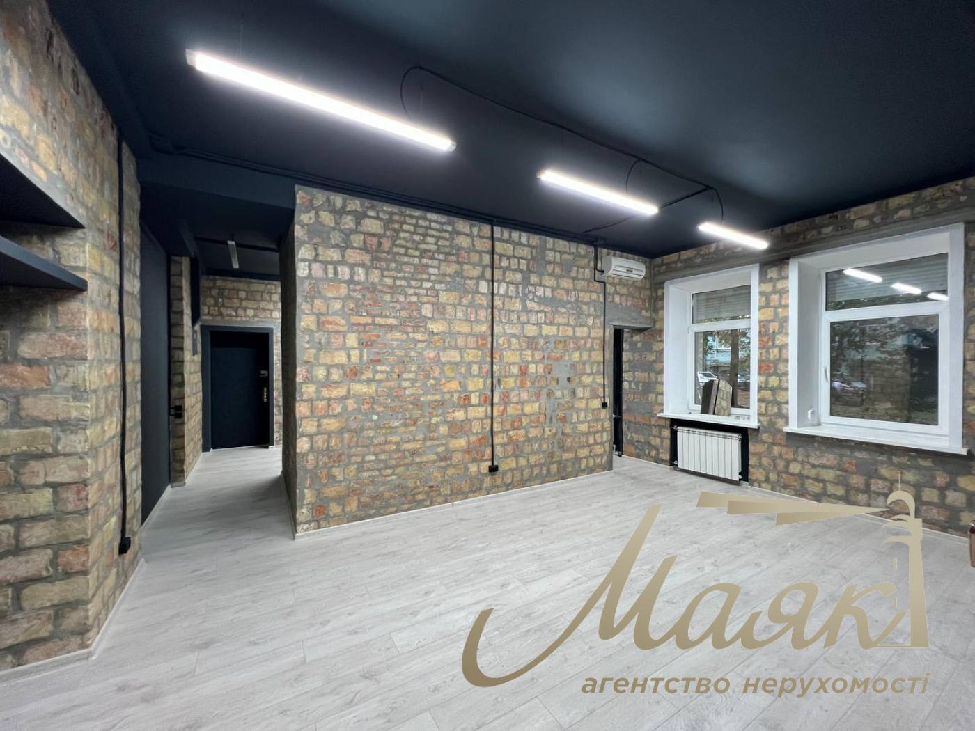 Rent Commercial area 130m2 Reznytska str., Pechersk, Kiev