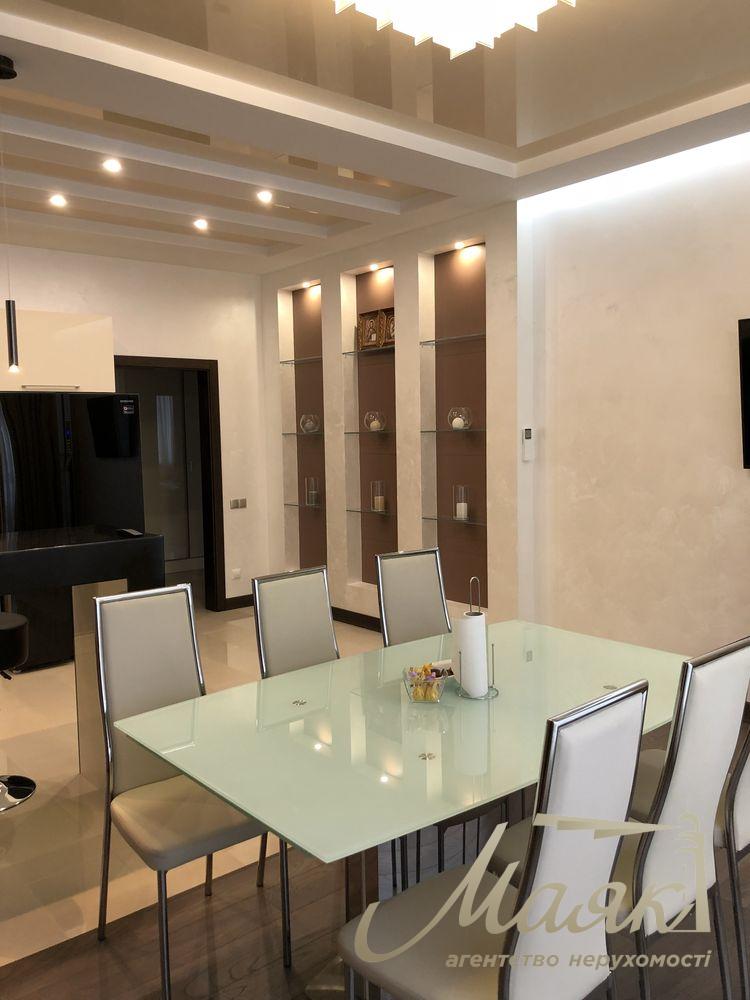 Продаж 3-кімнатної квартири, 103 м², ЖК «Рівер Стоун», вул. Трускавецька, 2-А