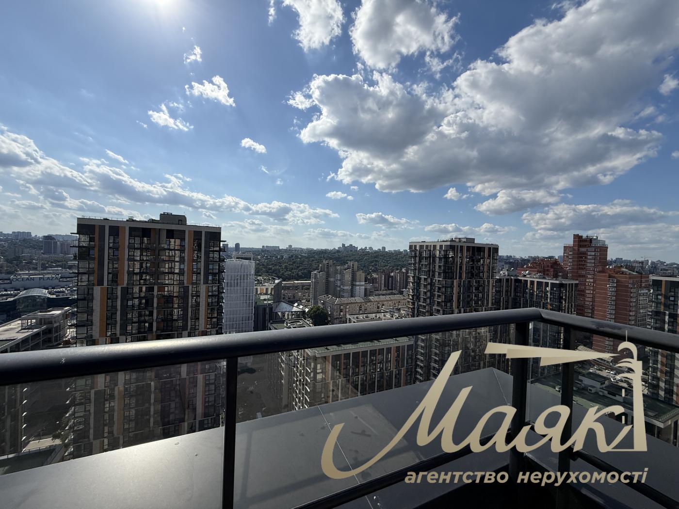 Французький квартал 2 унікальна квартира з терасою унікальна квартира з терасою