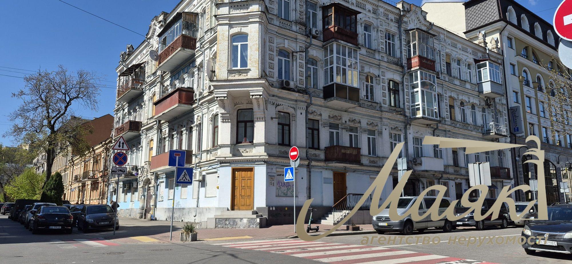 Продажа фасада 135м2+цоколь 50м2, Подол