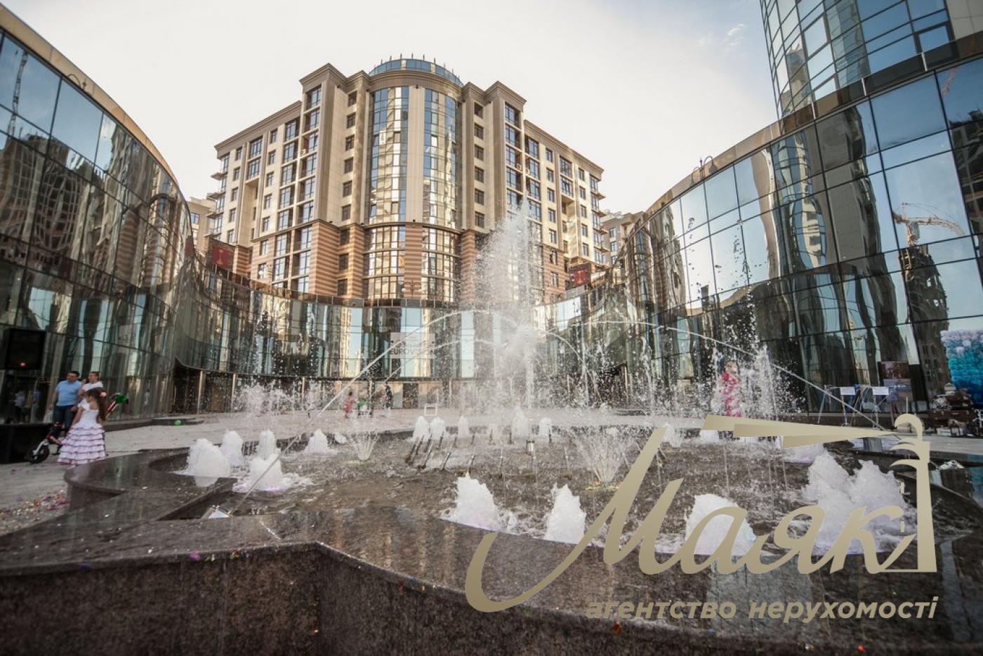 Parking Space for Rent in Downtown Kyiv, Pecherskyi District, “Novopecherski Lipki” Residential Complex, 3 Dragomirova/Verkhoglyada Street, Buildings 16 and 20