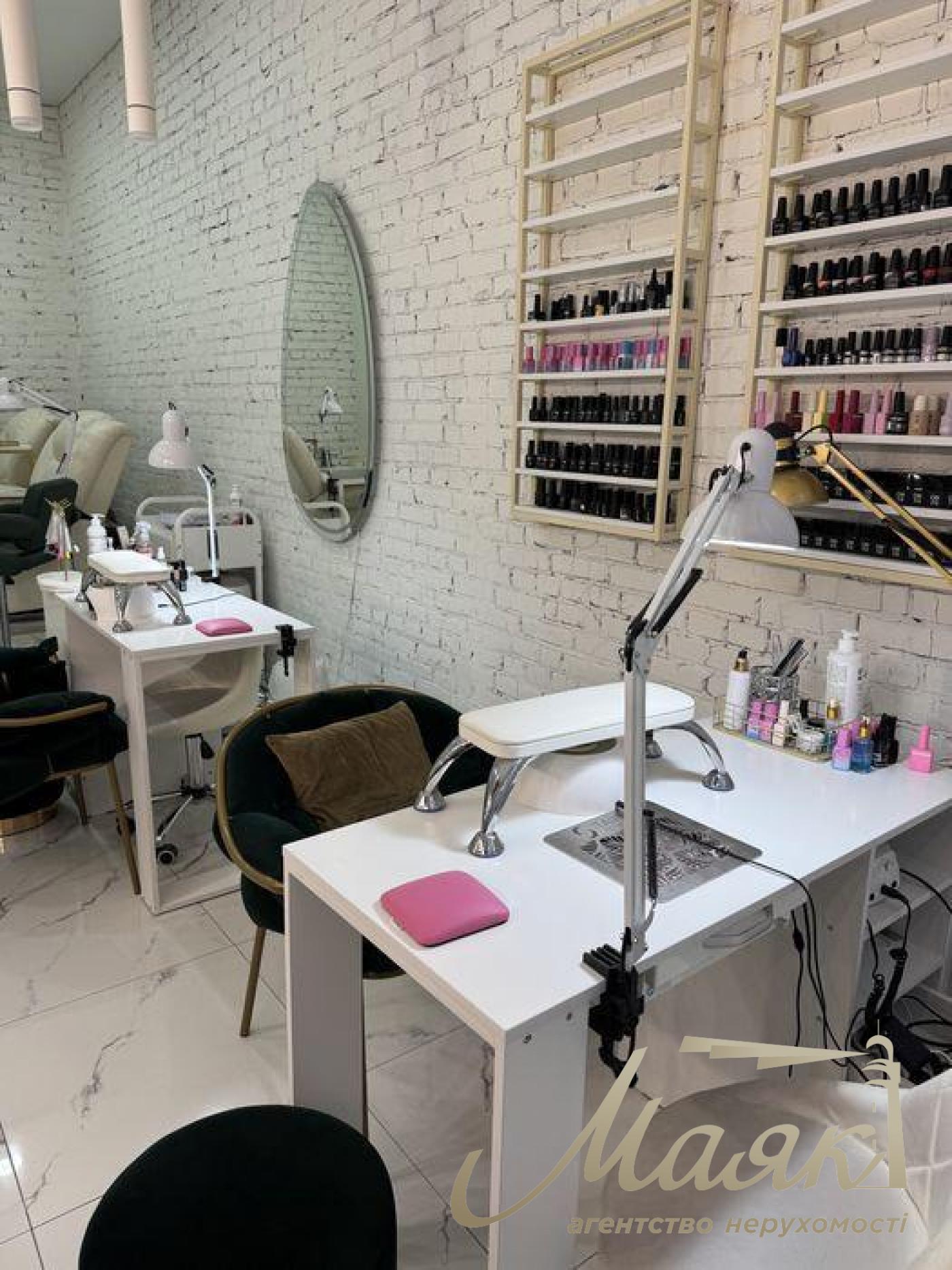 Оренда комерційного приміщення ЖК Бульвар Фонтанів, вул. Саперне поле