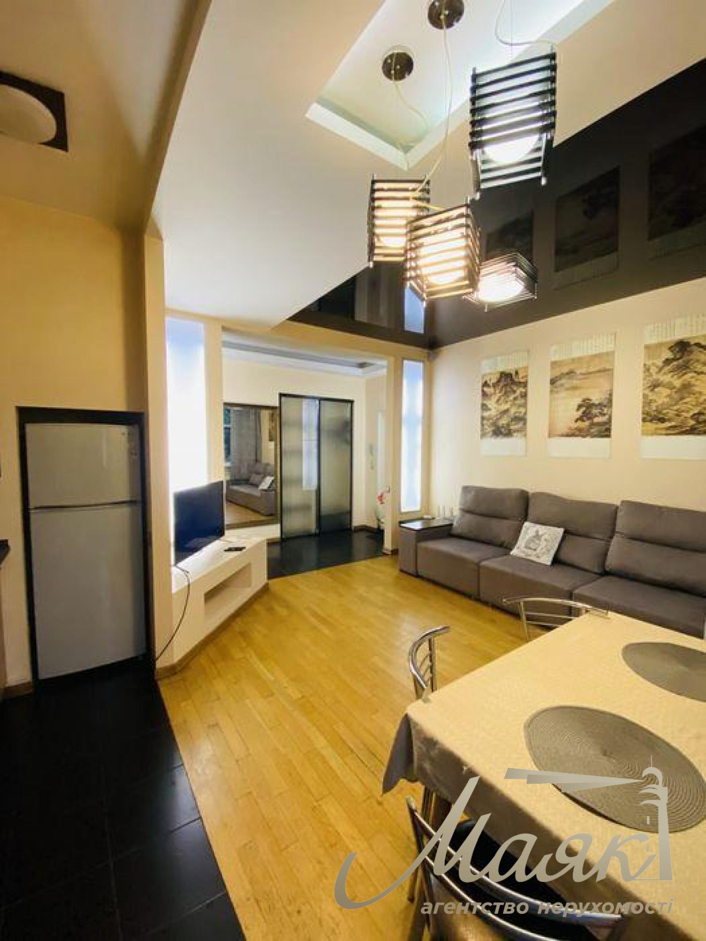 Продажа 3-к квартиры ул. Бассейная, Печерский р-н, Центр Киев