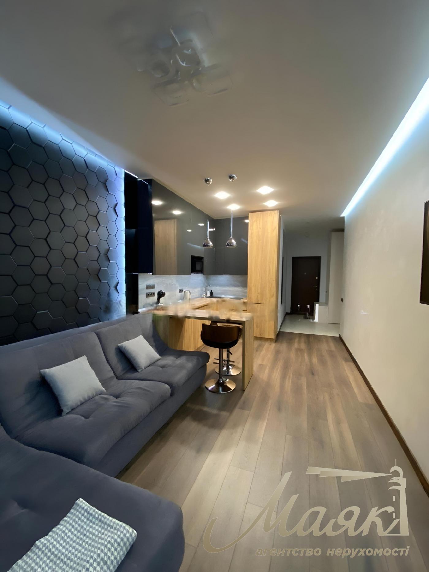 Аренда 1-комнатной квартиры 50м2 ЖК TETRIS HALL ул. Деловая, 1/2