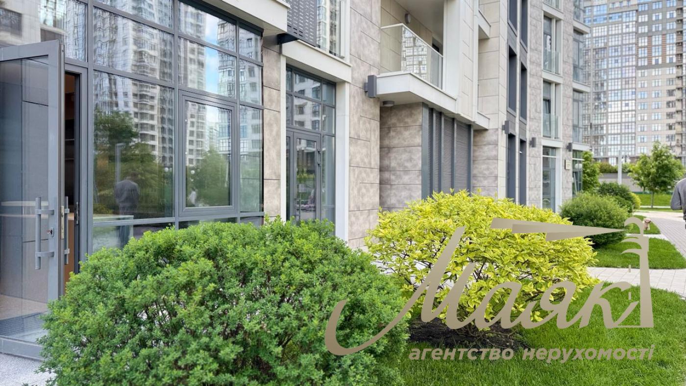 Оренда фасадного комерційного приміщення ЖК Новопечерські Липки