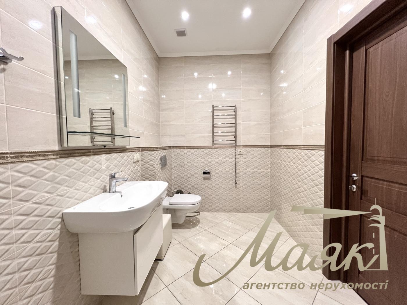 Аренда 3-х комнатной квартиры на Печерске в ЖК по ул. Евгения Коновальца 36В