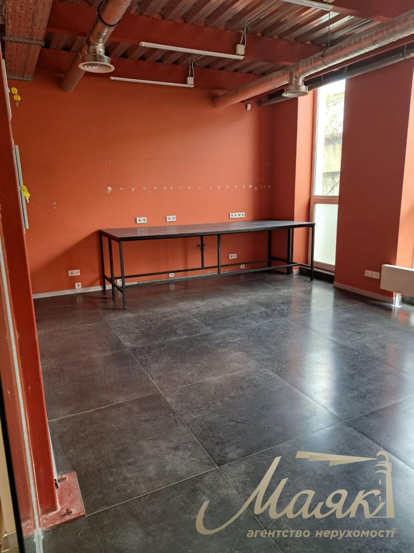 Оренда офісу площею 485 м² у м. Лівобережна, БЦ «АРМАРІС», Дніпровський район
